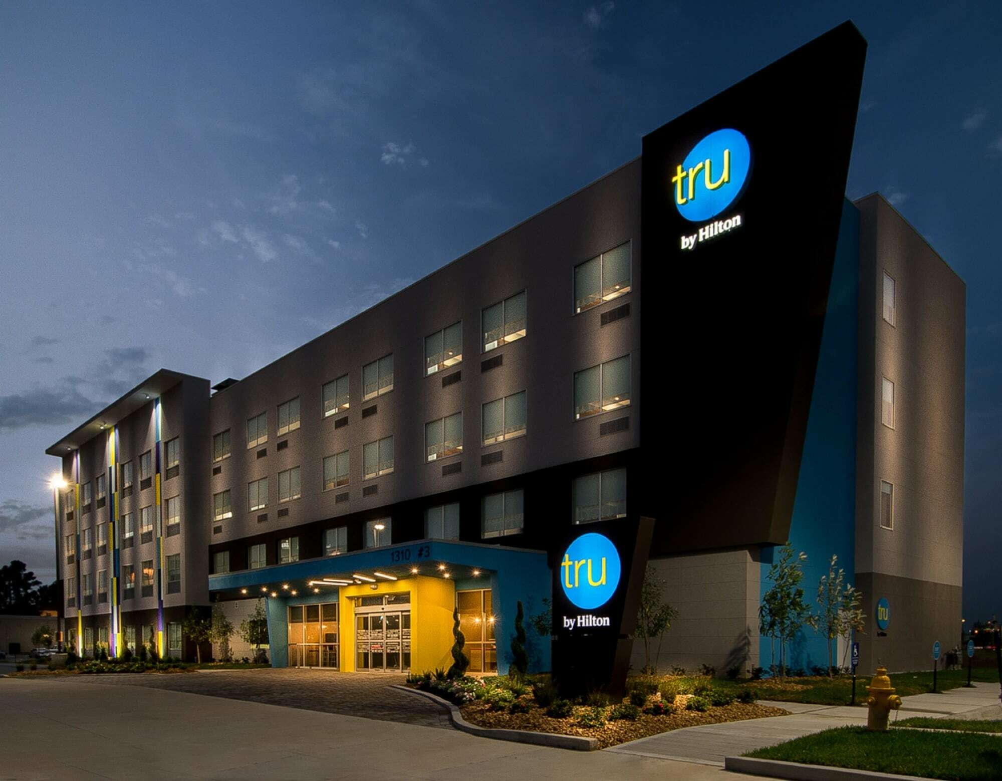 Tru By Hilton Lafayette River Ranch Hotel Exterior foto